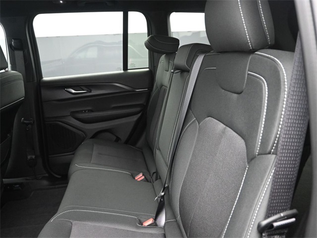 new 2025 Jeep Grand Cherokee car, priced at $38,999