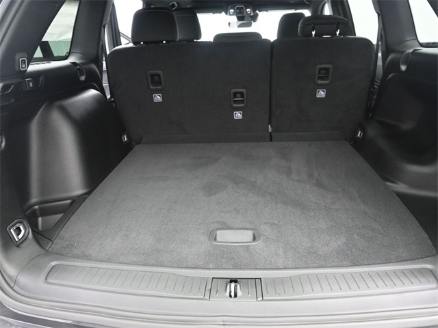new 2025 Jeep Grand Cherokee car, priced at $38,999
