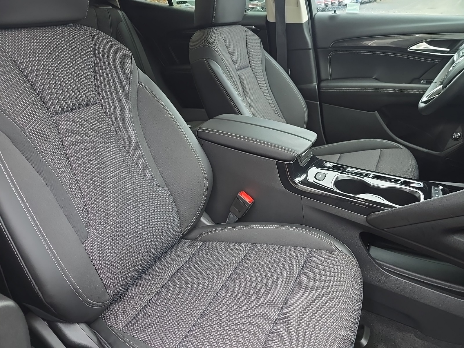 used 2023 Buick Envision car, priced at $28,000