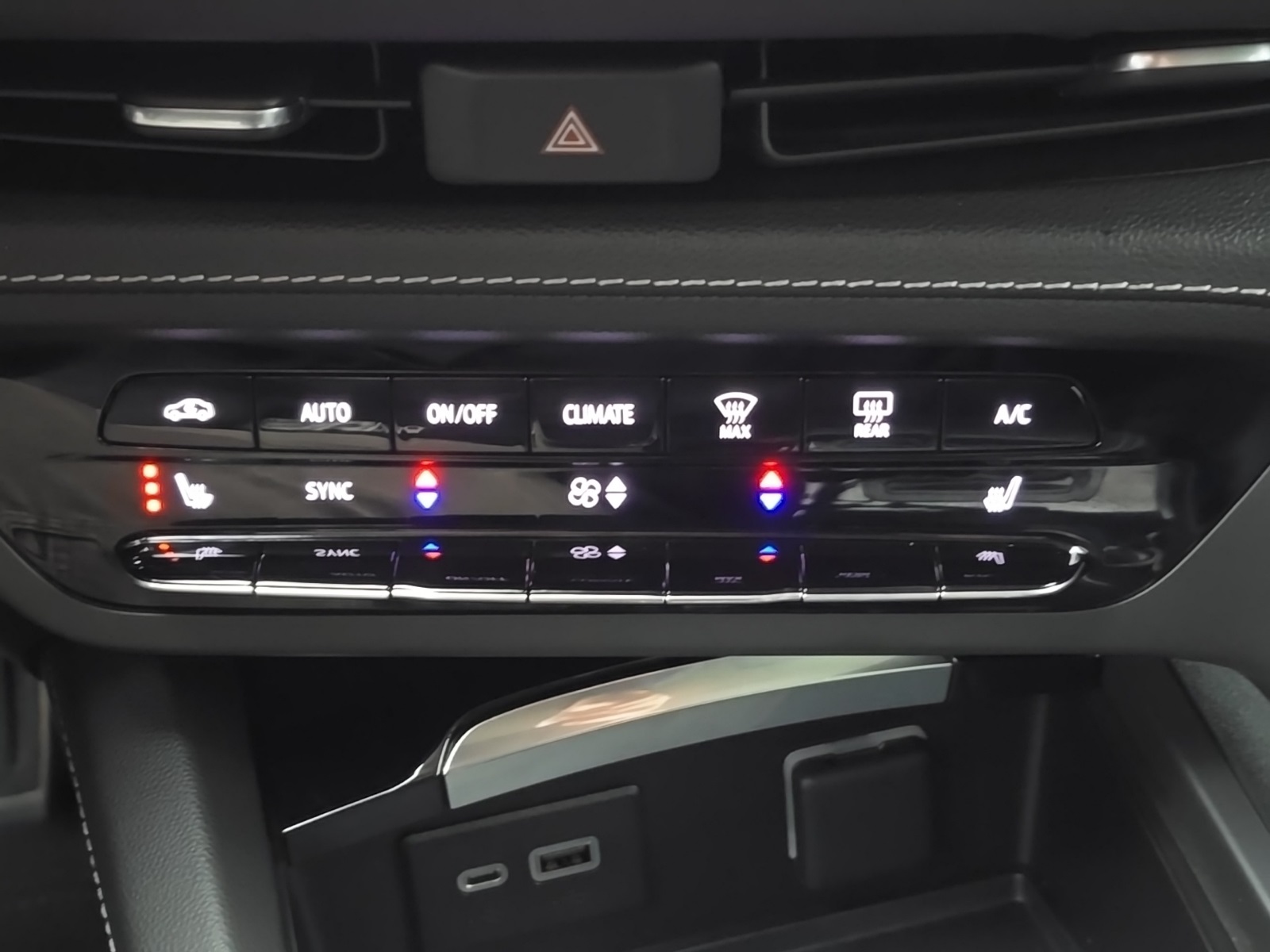 used 2023 Buick Envision car, priced at $28,000