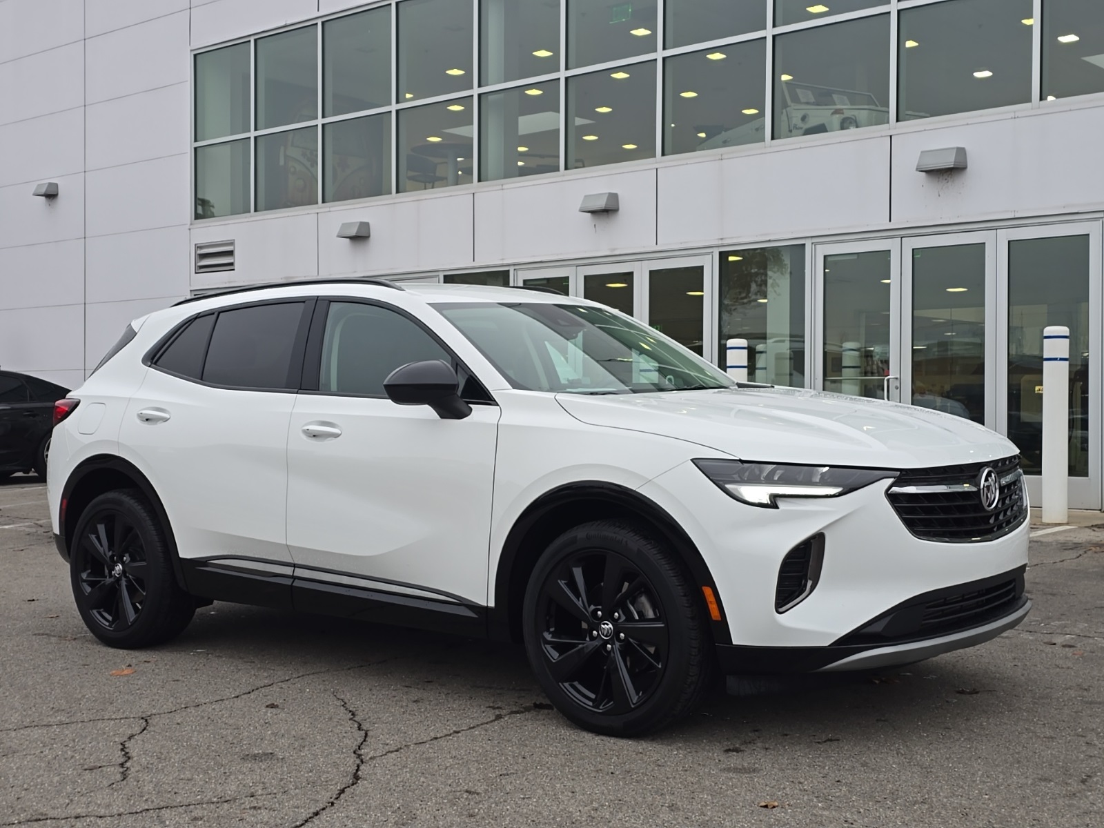 used 2023 Buick Envision car, priced at $28,000