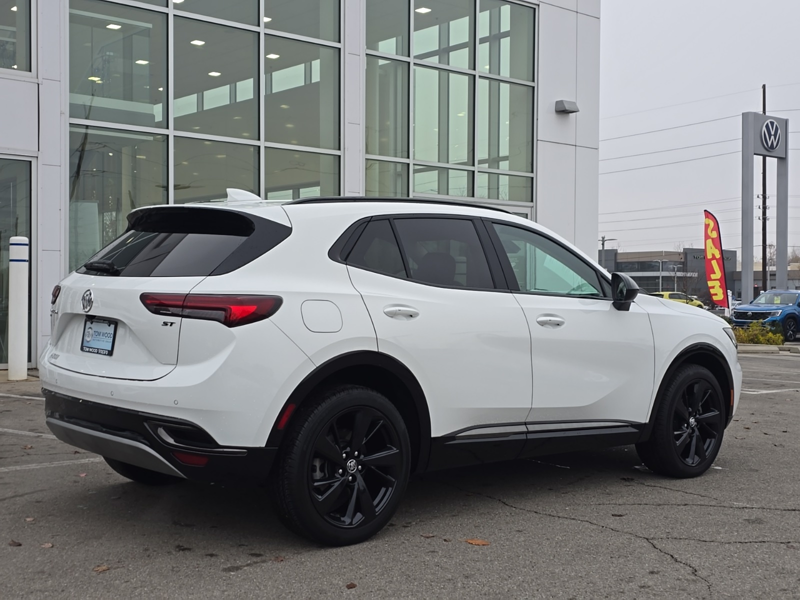 used 2023 Buick Envision car, priced at $28,000