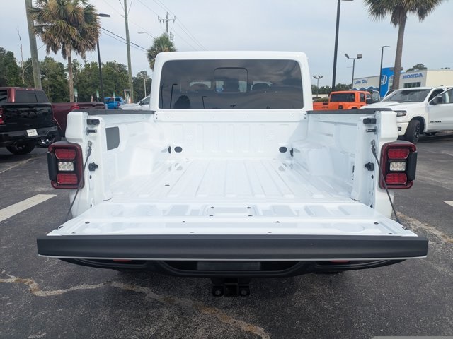 new 2025 Jeep Gladiator car, priced at $53,265
