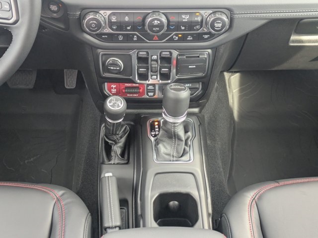 new 2025 Jeep Gladiator car, priced at $53,265