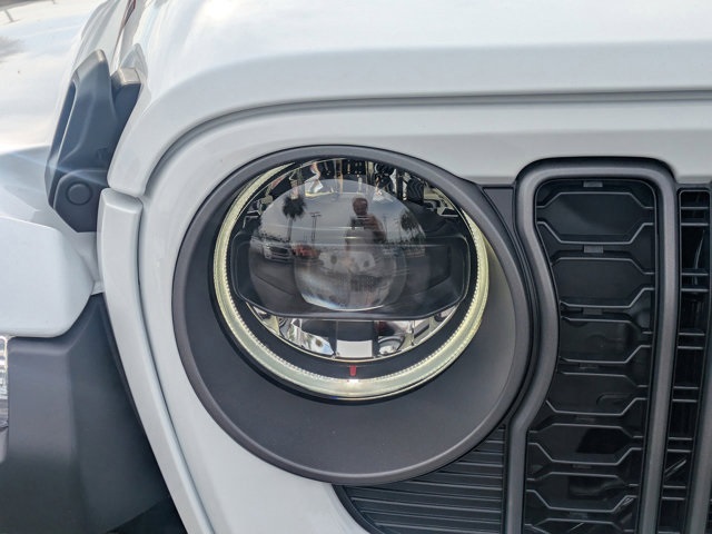 new 2025 Jeep Gladiator car, priced at $53,265