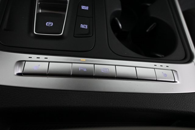 new 2026 Kia Carnival Hybrid car, priced at $43,760