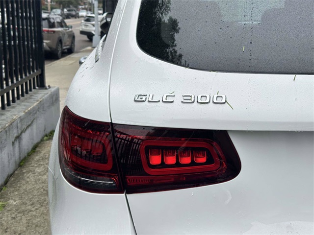 used 2022 Mercedes-Benz GLC car, priced at $38,991