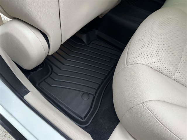 used 2022 Mercedes-Benz GLC car, priced at $38,991