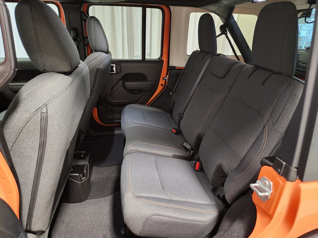 new 2025 Jeep Wrangler car, priced at $46,999
