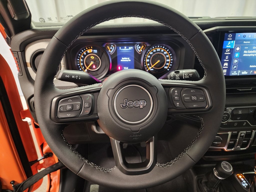 new 2025 Jeep Wrangler car, priced at $46,999
