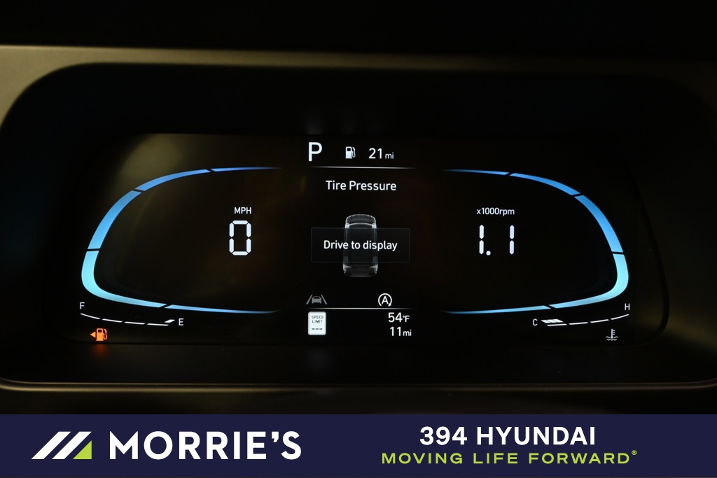 new 2025 Hyundai Elantra car, priced at $22,285