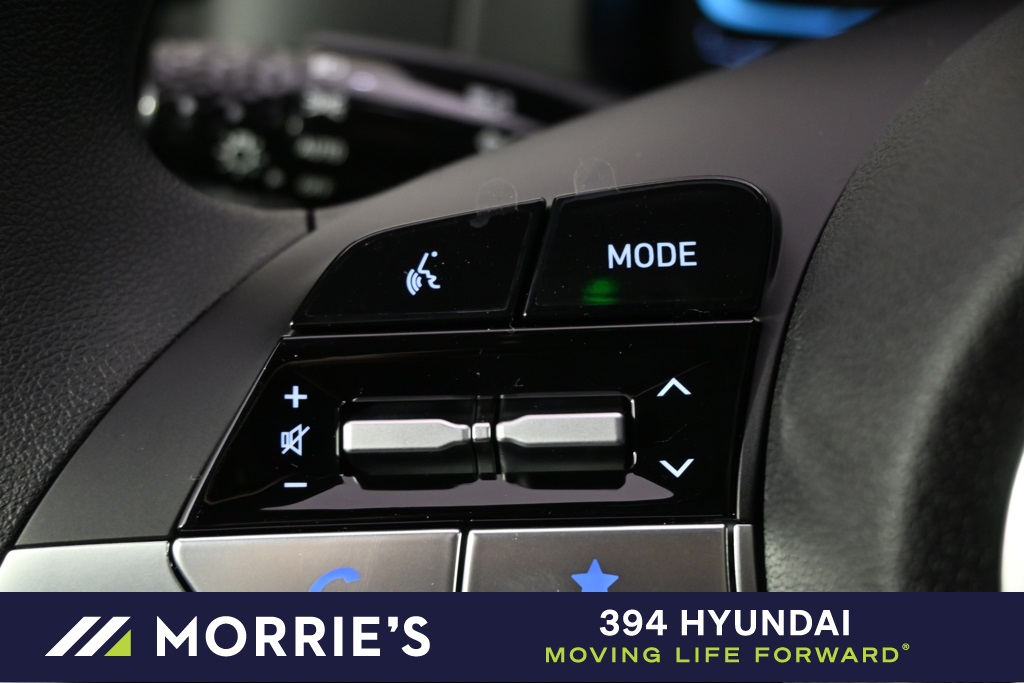 new 2025 Hyundai Elantra car, priced at $22,285