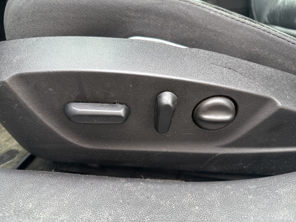 used 2016 Buick Regal car, priced at $10,900