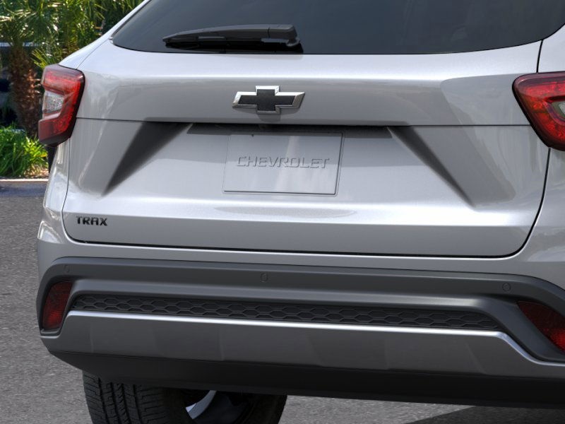 new 2025 Chevrolet Trax car, priced at $27,250
