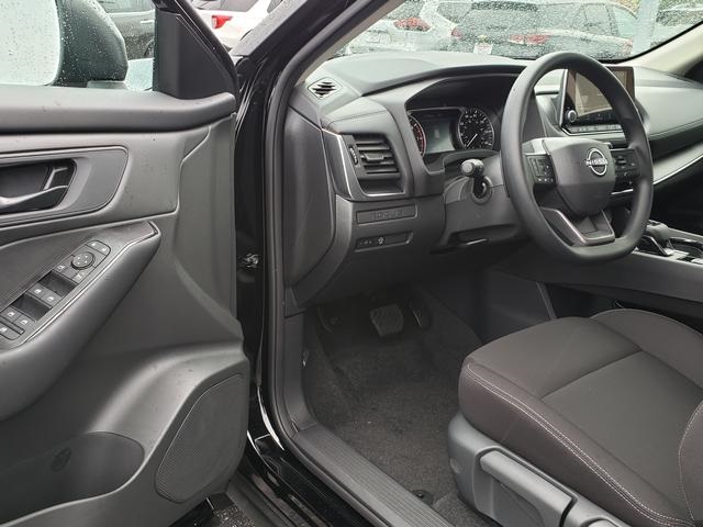 new 2025 Nissan Rogue car, priced at $29,671