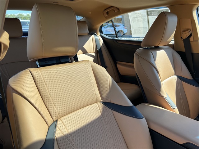 used 2024 Lexus ES car, priced at $46,640