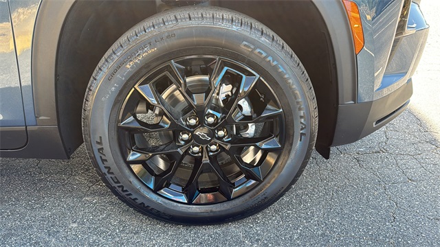 new 2026 Chevrolet Traverse car, priced at $45,405