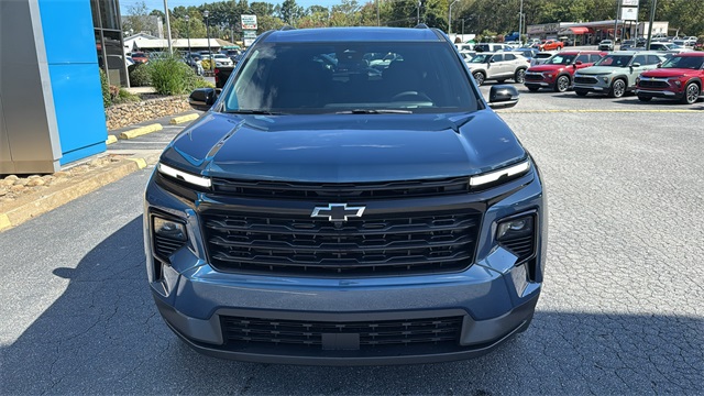 new 2026 Chevrolet Traverse car, priced at $45,405