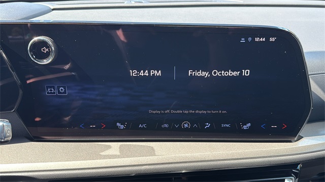 new 2026 Chevrolet Traverse car, priced at $45,405