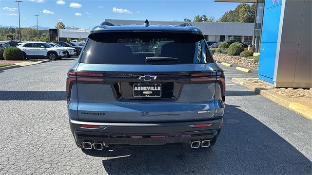 new 2026 Chevrolet Traverse car, priced at $45,405