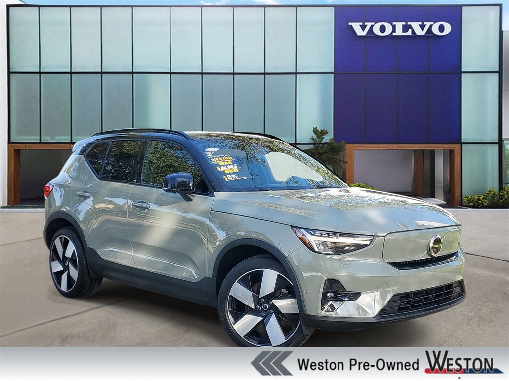 used 2023 Volvo XC40 Recharge Pure Electric car, priced at $28,998