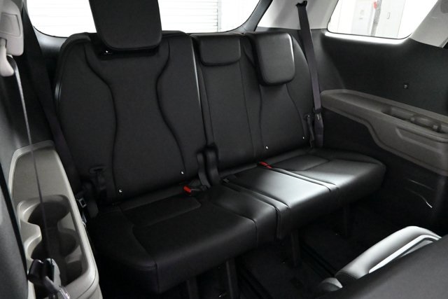 new 2026 Kia Carnival Hybrid car, priced at $44,255