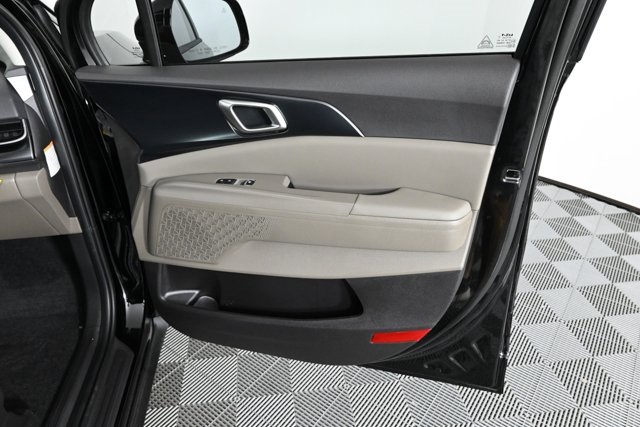 new 2026 Kia Carnival Hybrid car, priced at $44,255