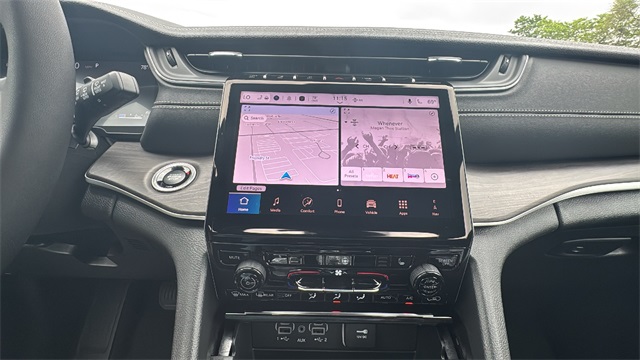 new 2025 Jeep Grand Cherokee L car, priced at $48,215