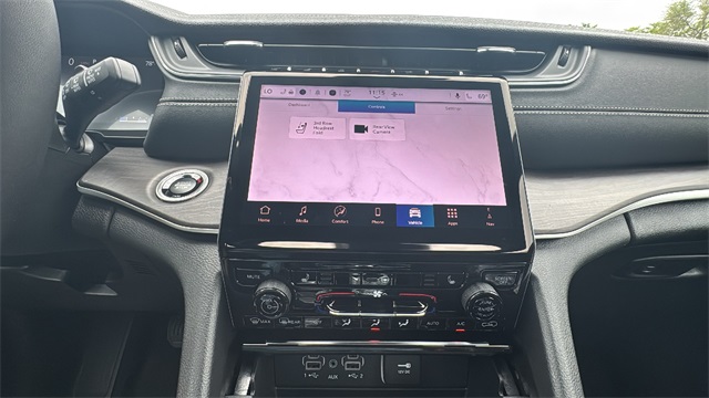 new 2025 Jeep Grand Cherokee L car, priced at $48,215