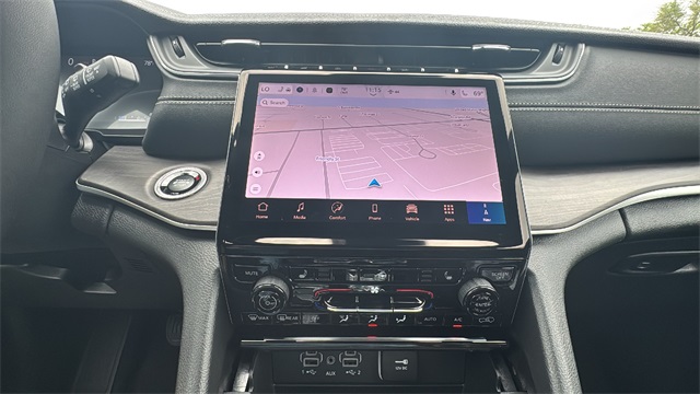 new 2025 Jeep Grand Cherokee L car, priced at $48,215