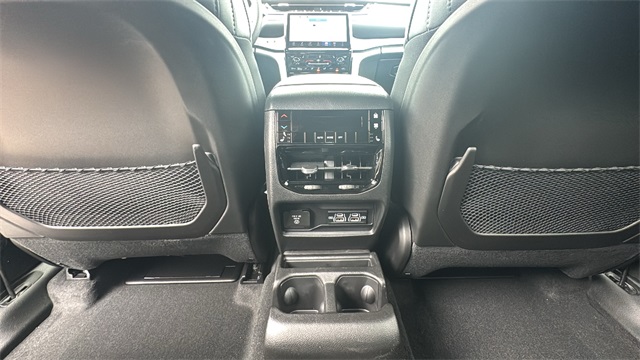 new 2025 Jeep Grand Cherokee L car, priced at $48,215