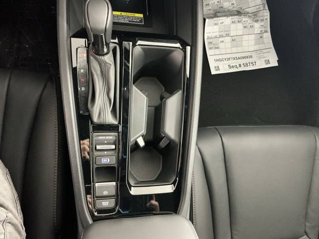 new 2025 Honda Accord Hybrid car, priced at $37,025
