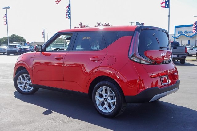 used 2023 Kia Soul car, priced at $17,677