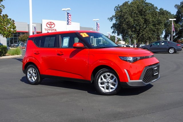 used 2023 Kia Soul car, priced at $17,677