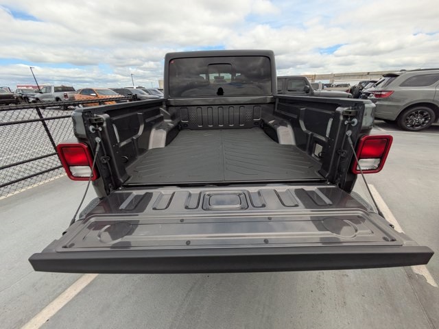 used 2023 Jeep Gladiator car, priced at $27,947