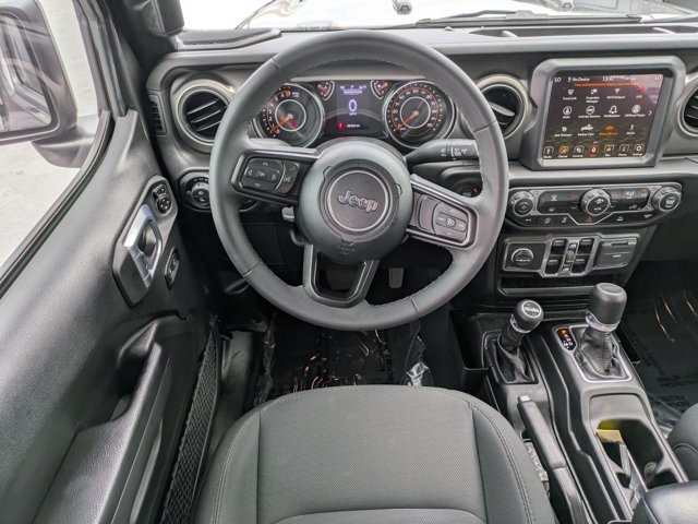 used 2023 Jeep Gladiator car, priced at $27,947