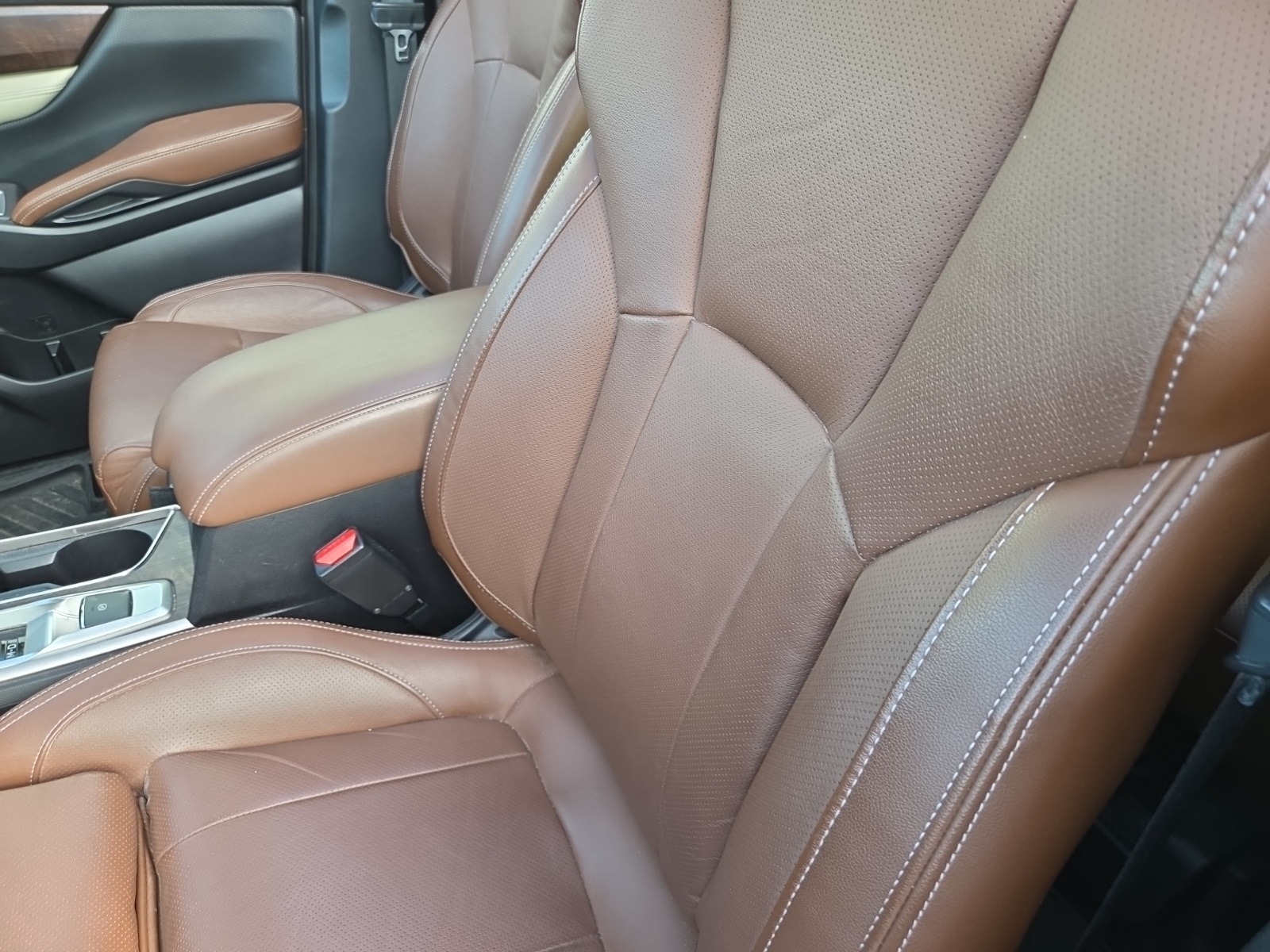 used 2020 Subaru Ascent car, priced at $23,132