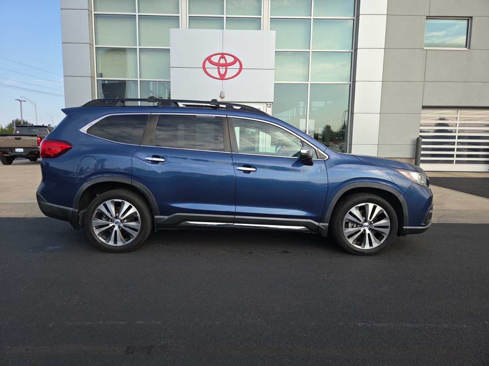 used 2020 Subaru Ascent car, priced at $23,132