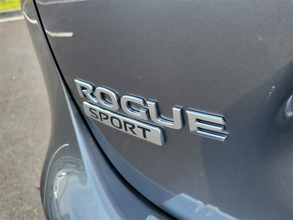 used 2022 Nissan Rogue Sport car, priced at $21,998