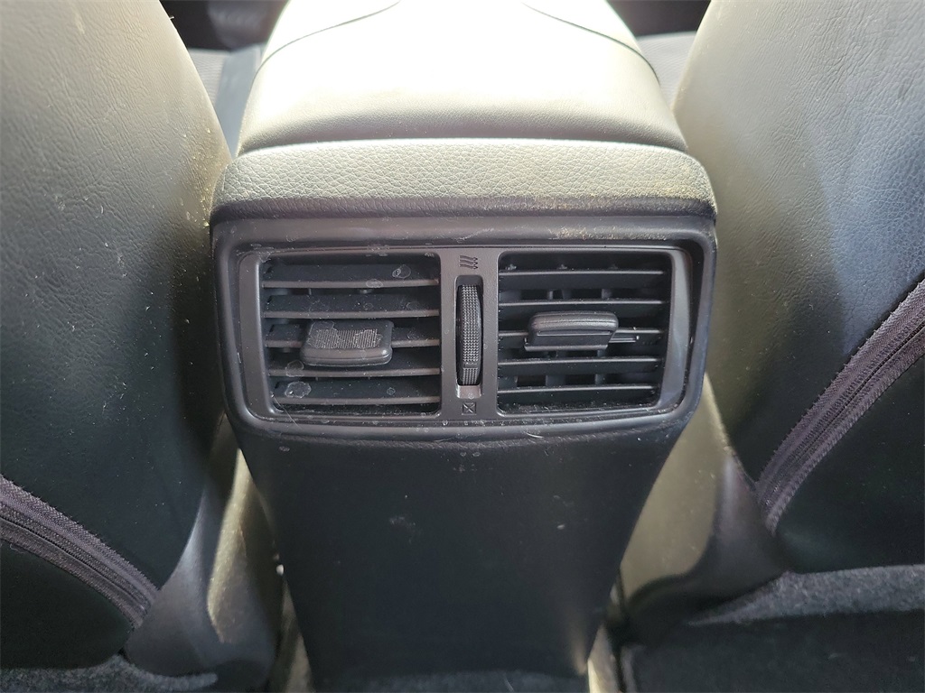 used 2022 Nissan Rogue Sport car, priced at $21,998