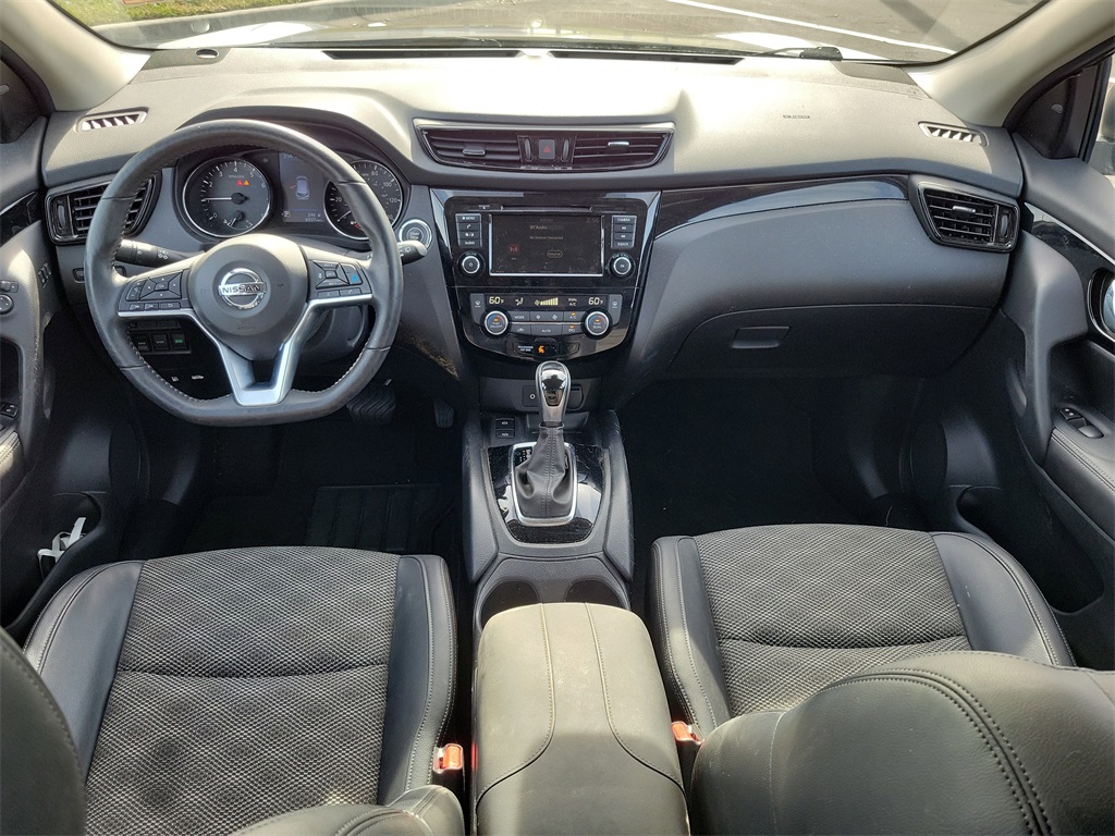 used 2022 Nissan Rogue Sport car, priced at $21,998