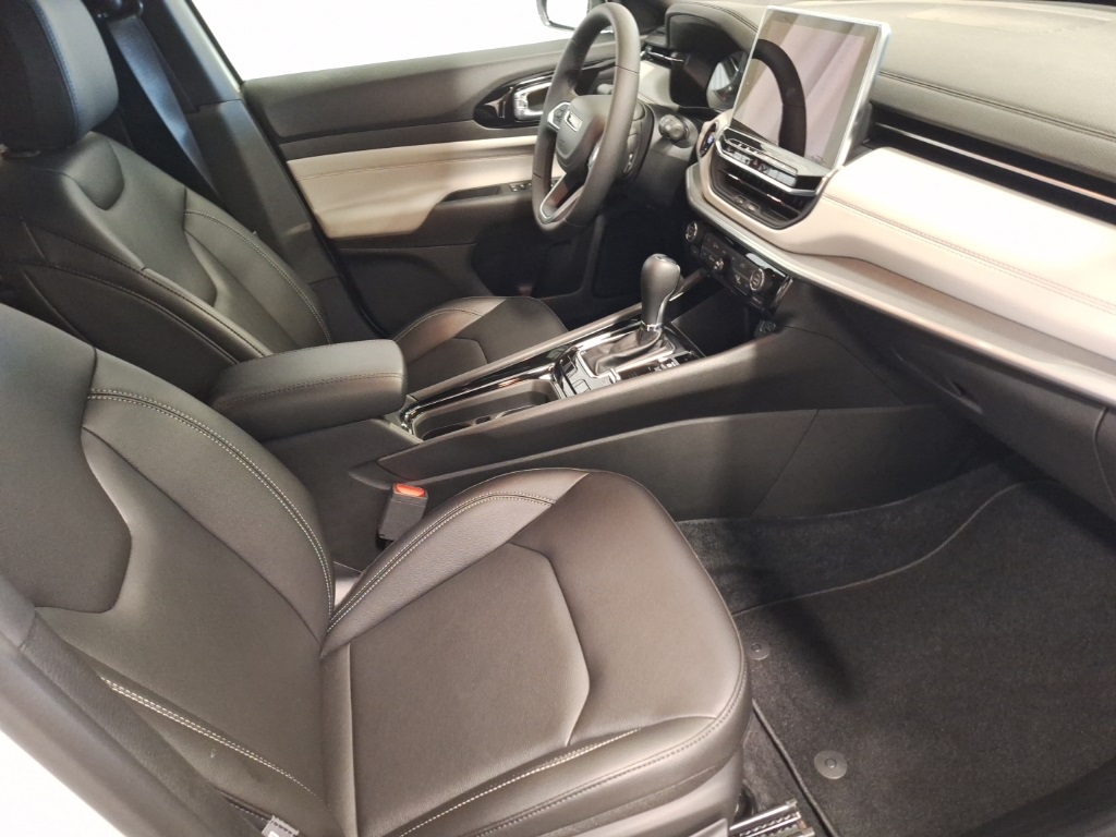 new 2025 Jeep Compass car, priced at $32,223