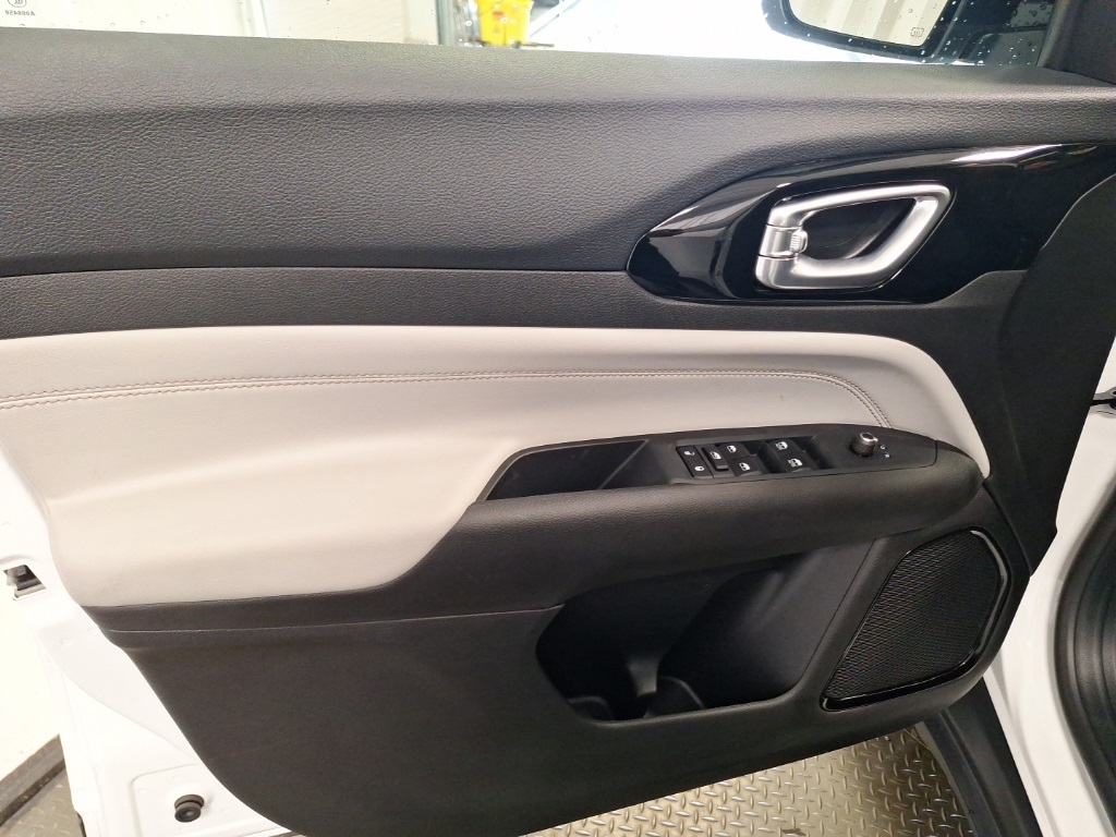 new 2025 Jeep Compass car, priced at $32,223