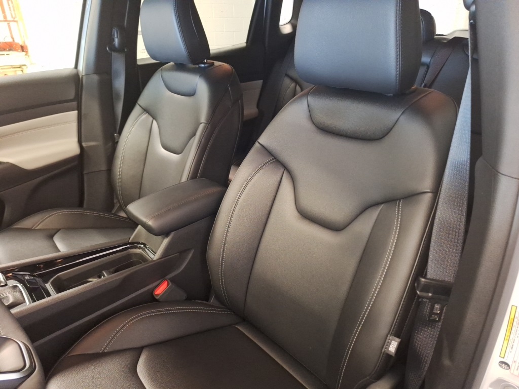 new 2025 Jeep Compass car, priced at $32,223