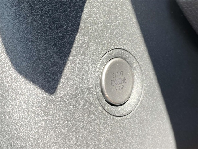 new 2025 Volkswagen ID.4 car, priced at $60,611