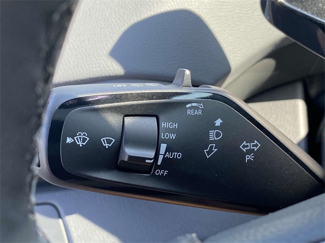 new 2025 Volkswagen ID.4 car, priced at $60,611