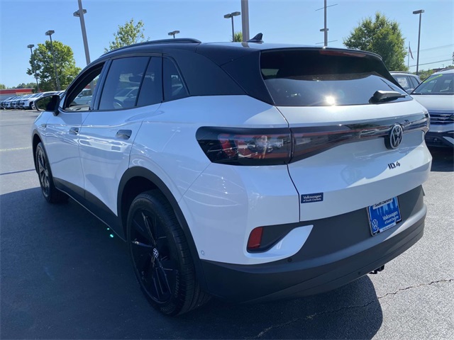 new 2025 Volkswagen ID.4 car, priced at $60,611