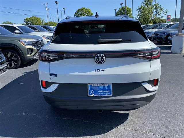 new 2025 Volkswagen ID.4 car, priced at $60,611