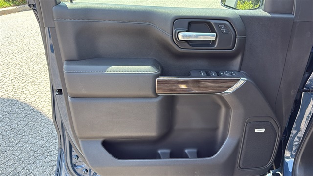 used 2021 Chevrolet Silverado 1500 car, priced at $33,880