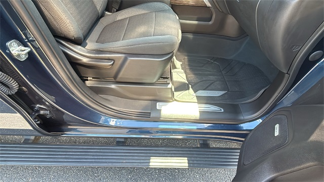 used 2021 Chevrolet Silverado 1500 car, priced at $33,880